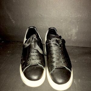 Alexander Mcqueens Exaggerated-Sole Leather